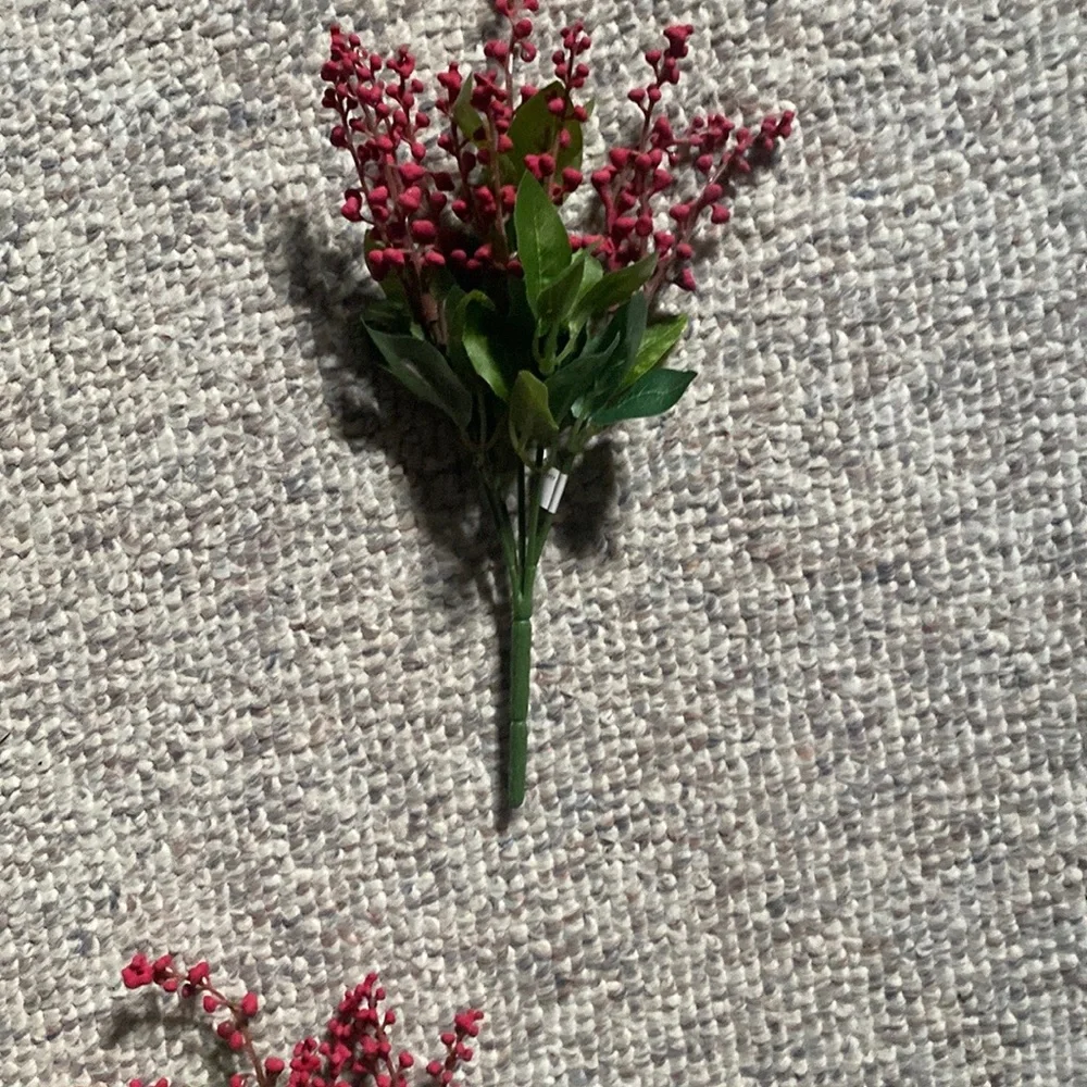 Artificial Red Berry Stems